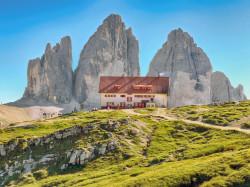 Wanderung zu den Drei Zinnen in den Dolomiten